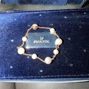 Swarovski Round cut 18k rose gold plated Bracelet Pearl